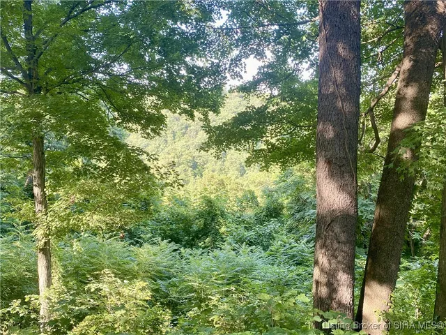 $975,000 | 4261.4259 Stone Mountain Road, New Albany, IN 47150