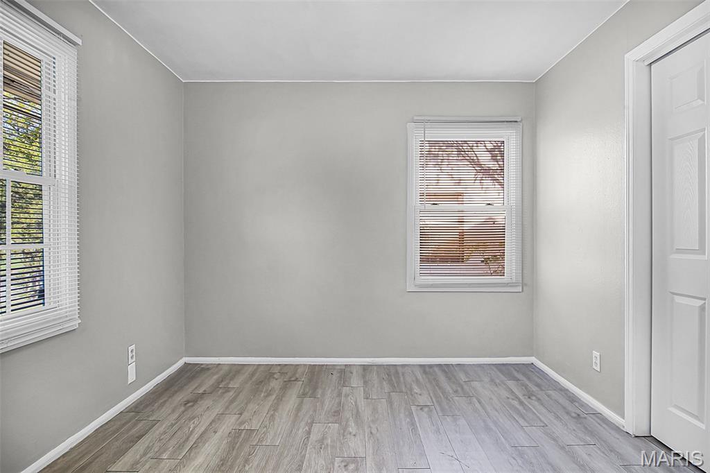 129 Cameron Road St. Louis, MO 63137 - Photo 14 of 19