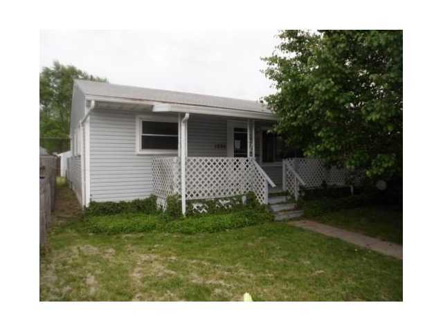 1886 Lockbourne Road Columbus, OH 43207 - Photo 1 of 9