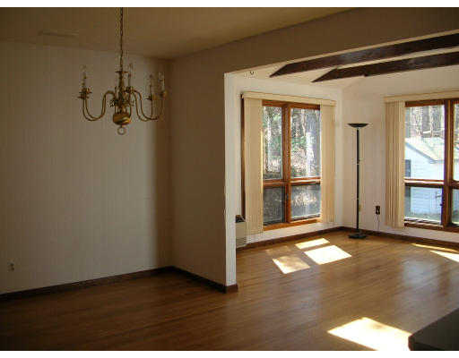 27 Paul Revere Road Sharon, MA 02067 - Photo 4 of 8 Gallery Image 4