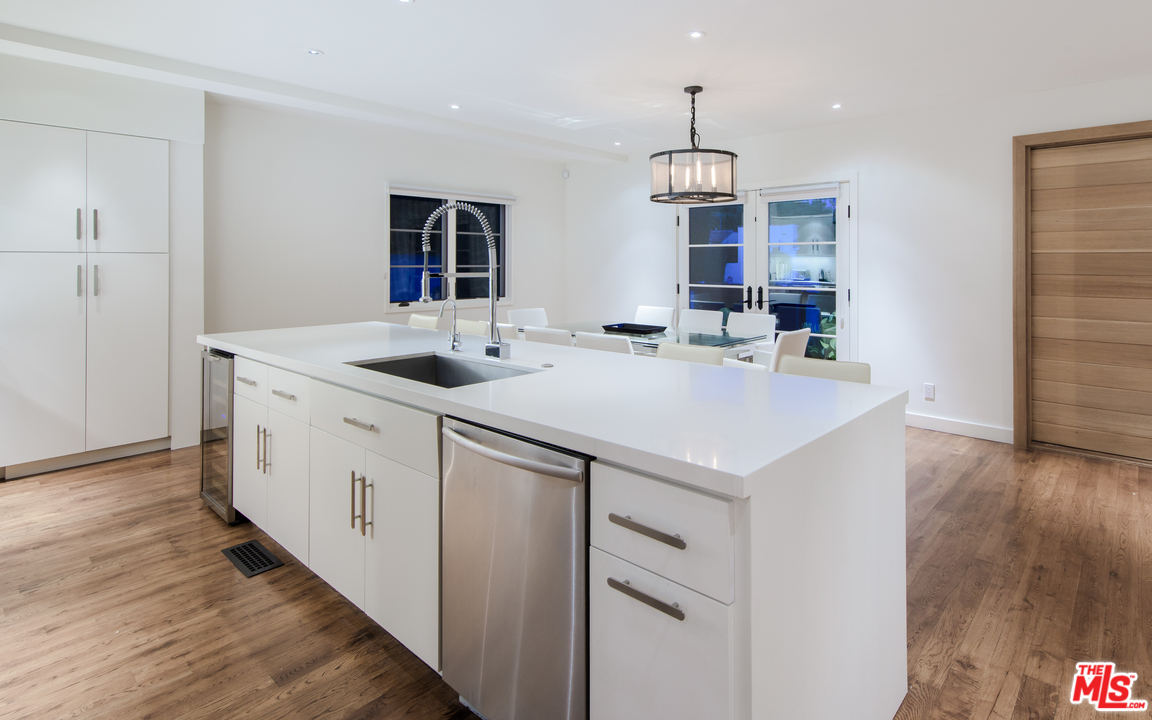 441 North Kings Road West Hollywood, CA 90048 - Photo 8 of 29