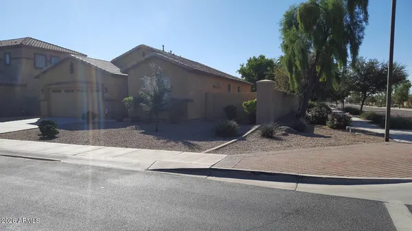 $2,195 | 15493 West Montecito Avenue, Goodyear, AZ 85395