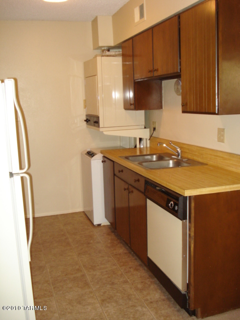 810 South Kolb Road, Unit 60 Tucson, AZ 85710 - Photo 6 of 8