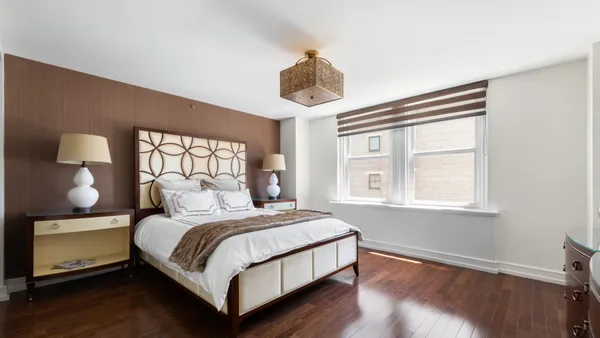 $20,000 | 160 Central Park South, Unit 1830/1833 | Central Park South