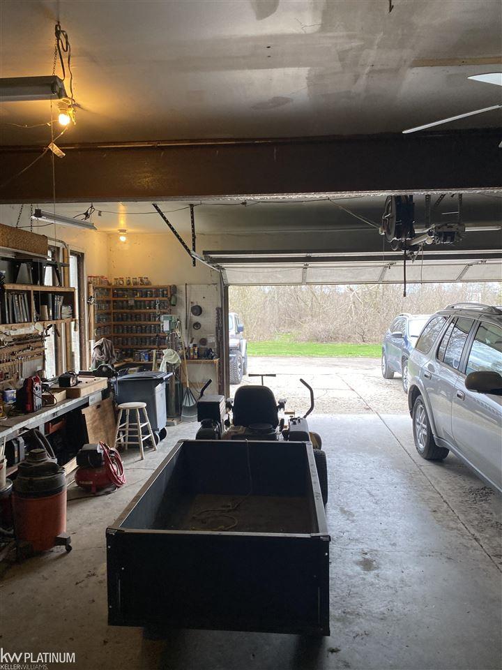 2730 Kronner Road Columbus, MI 48063 - Photo 64 of 78 Garage
