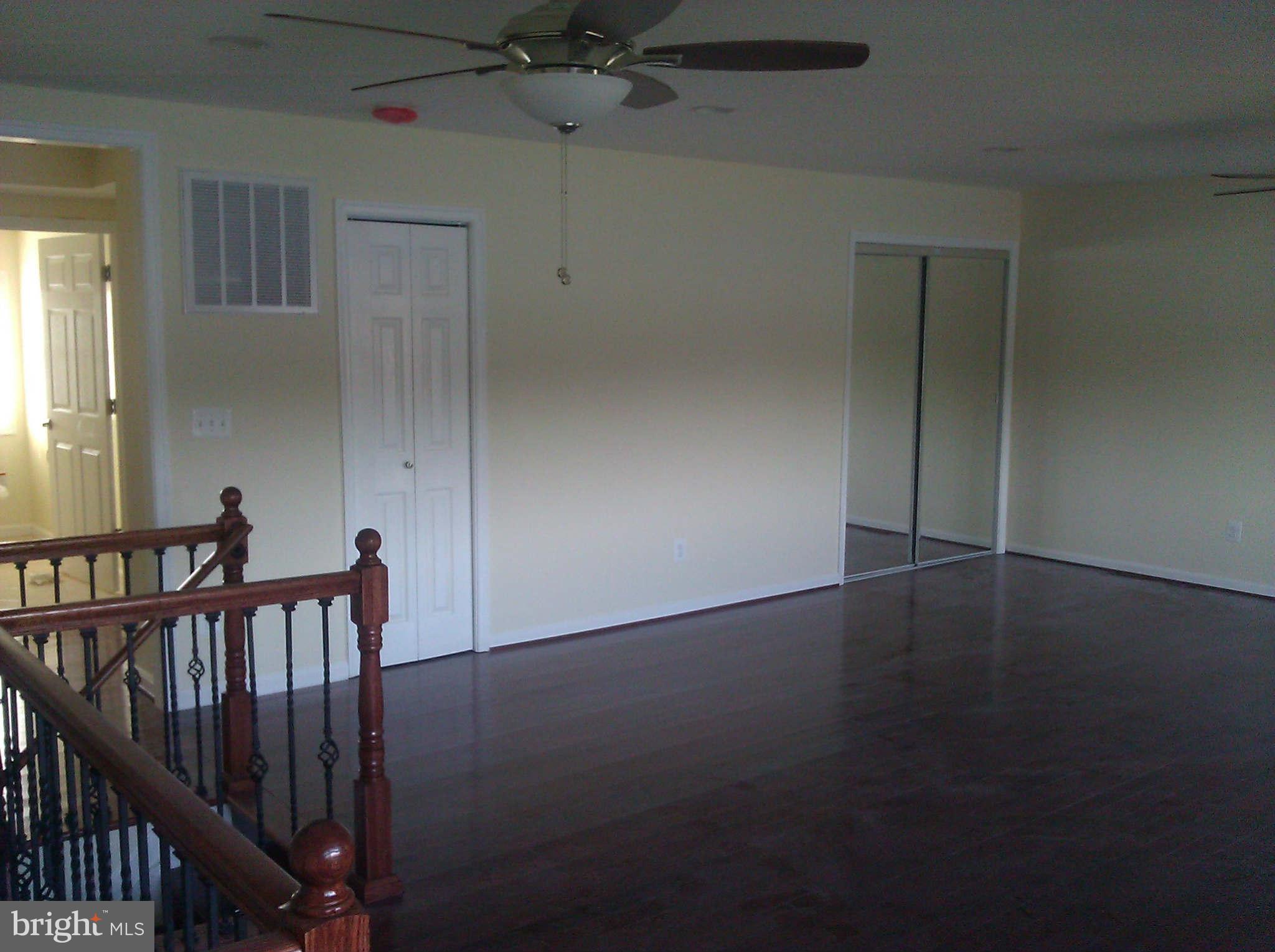 2058 Poplar Ridge Road Pasadena, MD 21122 - Photo 8 of 30 Interior (General)