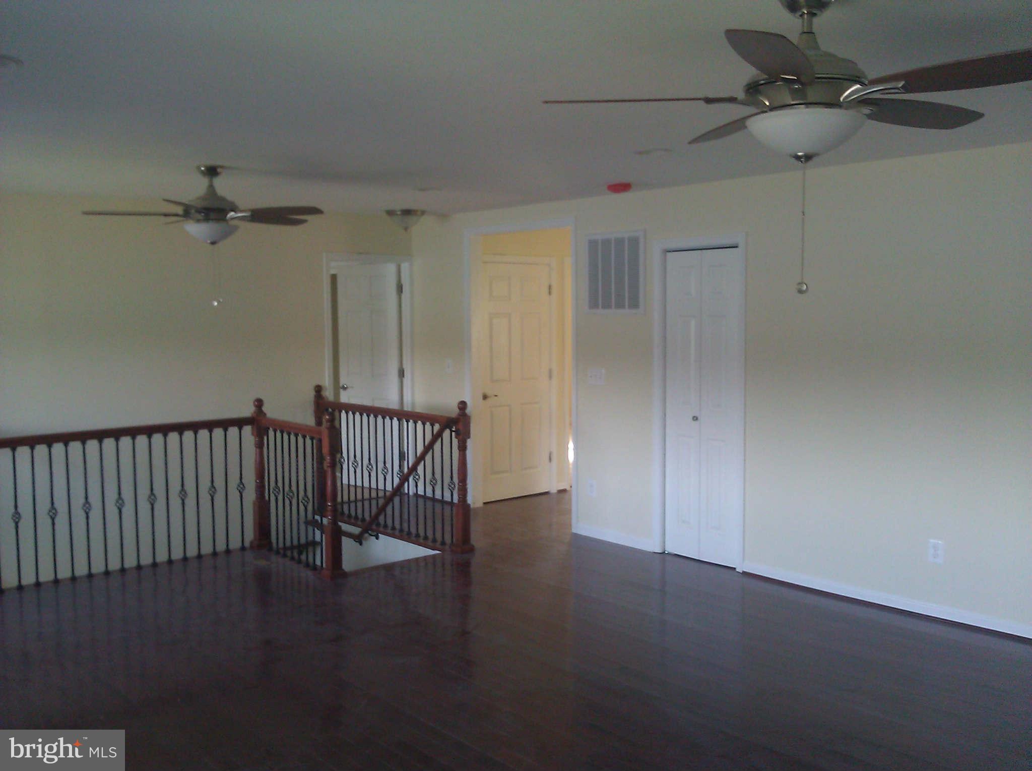 2058 Poplar Ridge Road Pasadena, MD 21122 - Photo 10 of 30 Interior (General)