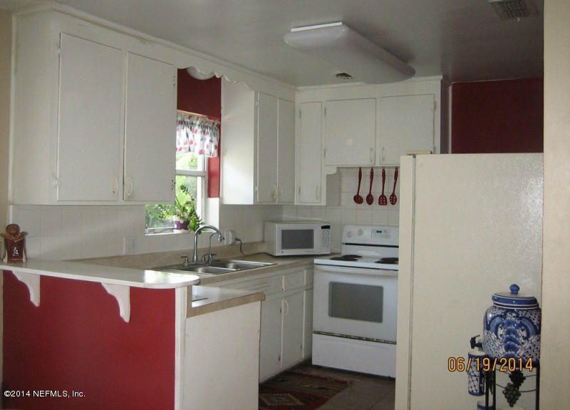 6425 Terry Road Jacksonville, FL 32216 - Photo 3 of 6 03