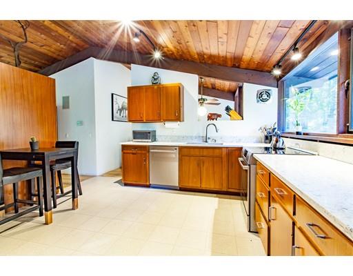 80 Berry Corner Road Carlisle, MA 01741 - Photo 4 of 15 Gallery Image 4
