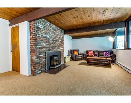 80 Berry Corner Road Carlisle, MA 01741 - Photo 9 of 15 Gallery Image 9