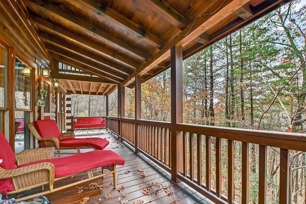 90 Dupont Drive Blue Ridge, GA 30513 - Photo 27 of 49 Main level deck