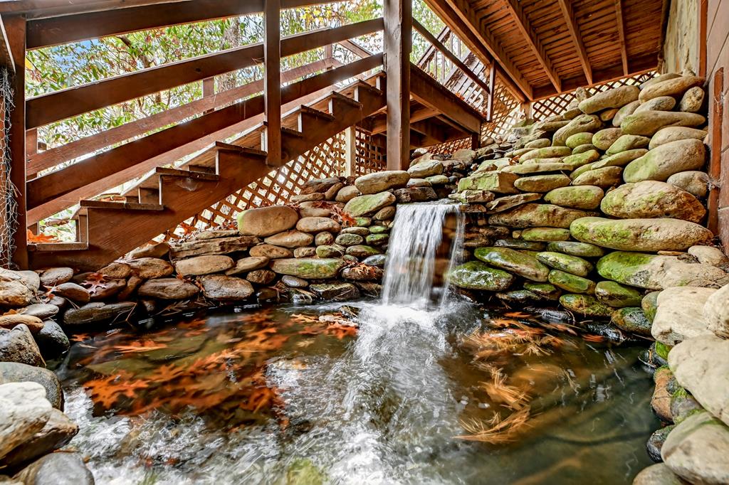 90 Dupont Drive Blue Ridge, GA 30513 - Photo 6 of 49 Terrace wafterfall