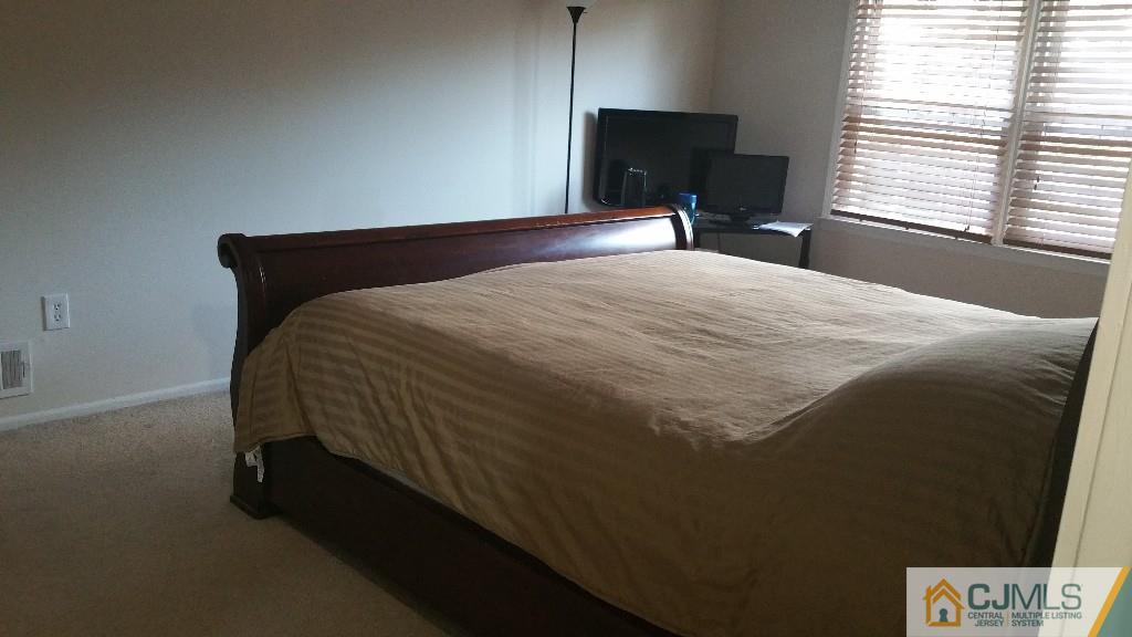 694 Cassville Road Jackson, NJ 08527 - Photo 14 of 24 Gallery Image 14