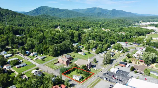 $199,999 | 169 East Main Street, Old Fort, NC 28762