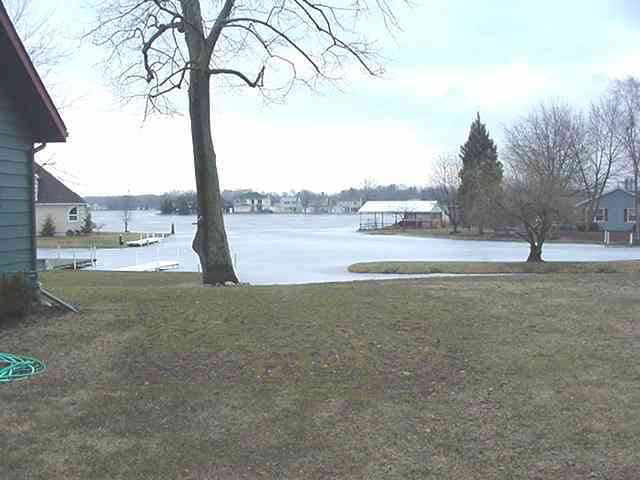 11627 North Ogden Point Road Syracuse, IN 46567 - Photo 7 of 7 Gallery Image 7