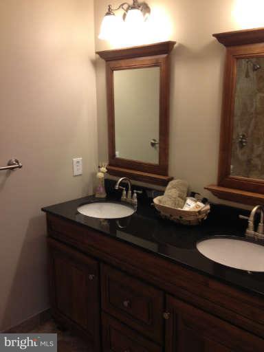 2435 Smoky Road Huntingtown, MD 20639 - Photo 12 of 21 Bath
