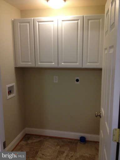 2435 Smoky Road Huntingtown, MD 20639 - Photo 19 of 21 Laundry room