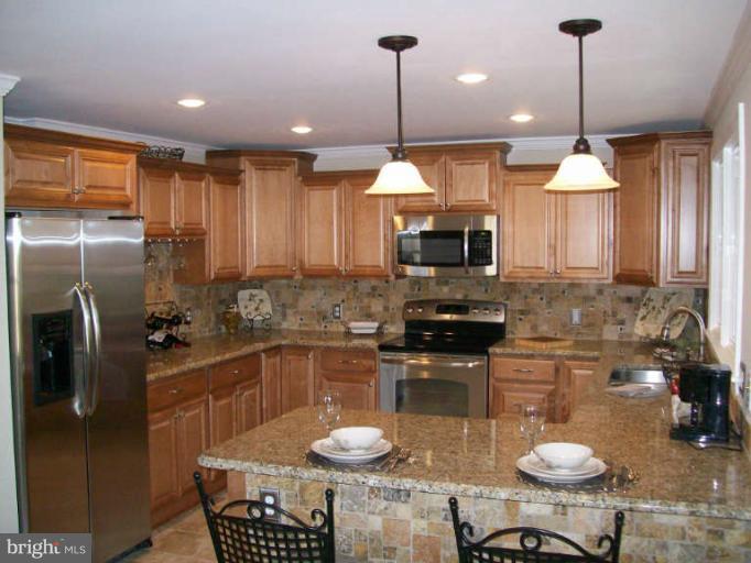 2435 Smoky Road Huntingtown, MD 20639 - Photo 8 of 21 Kitchen