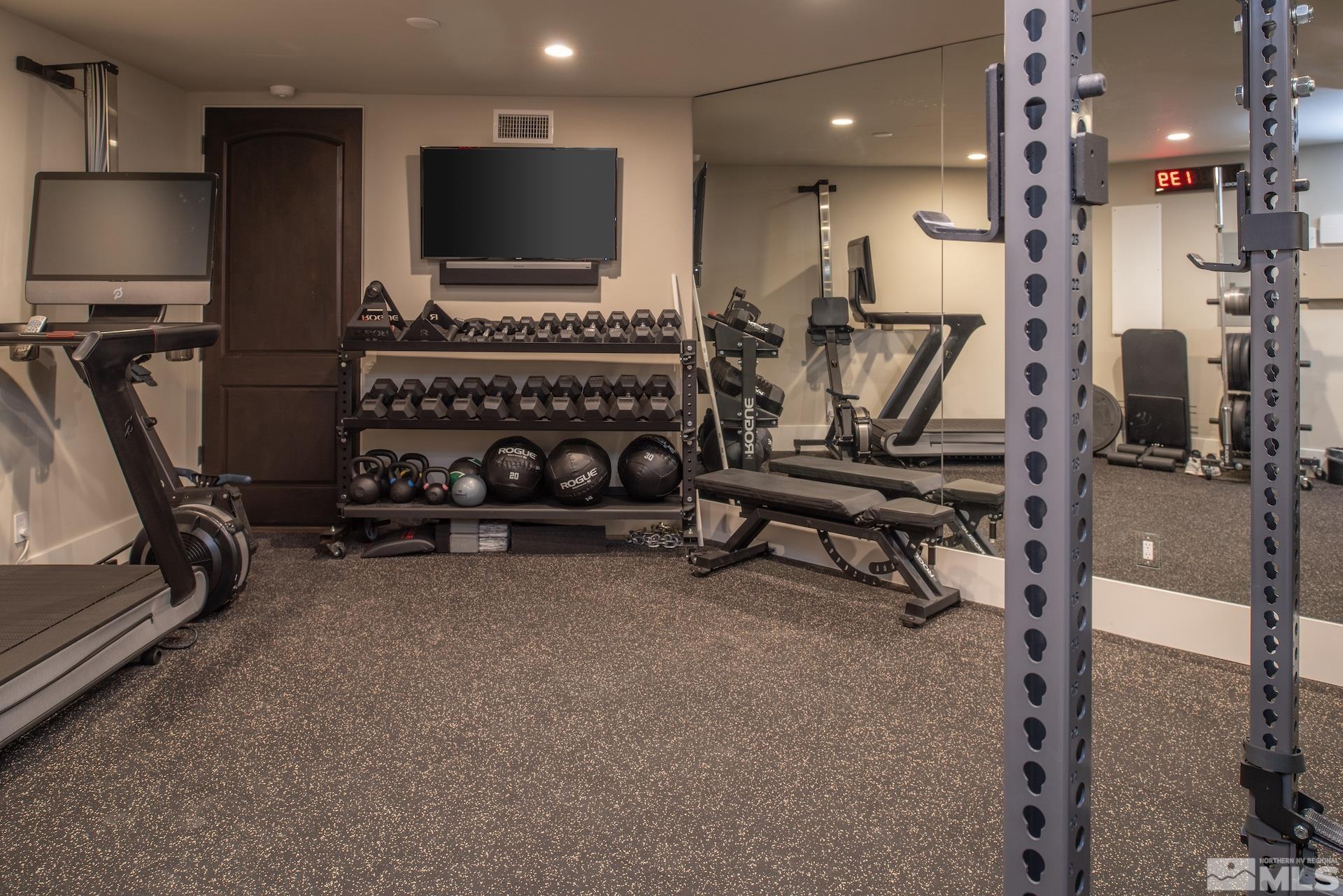 175 Hawken Road Reno, NV 89519 - Photo 40 of 40 a view of a room with gym equipment