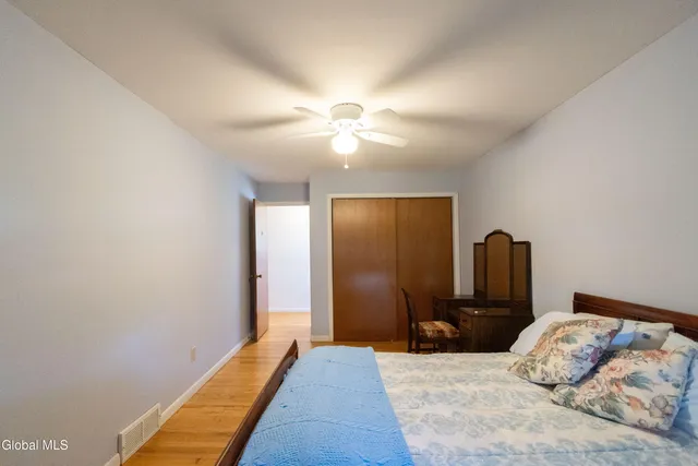 $389,900 | 8 Sawyer Place, Albany, NY 12208