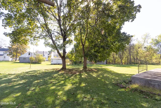 $389,900 | 8 Sawyer Place, Albany, NY 12208