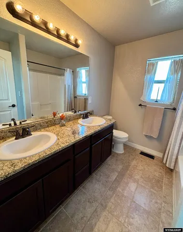 $435,000 | 935 Flicker Street, Douglas, WY 82633