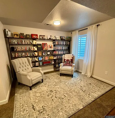 $435,000 | 935 Flicker Street, Douglas, WY 82633