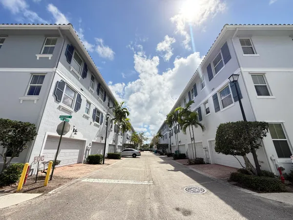 $3,500 | 1388 VÃa De Pepi, Boynton Beach, FL 33426