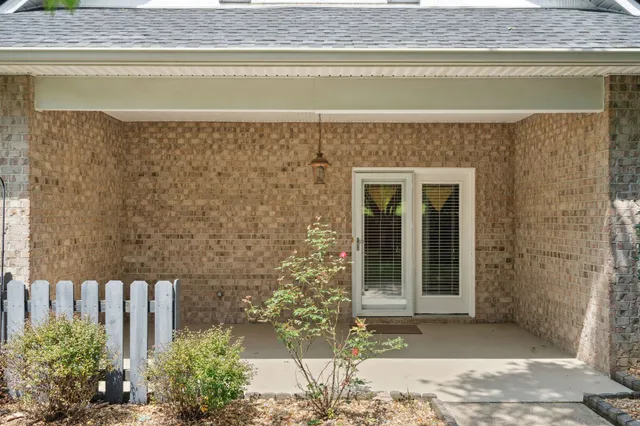 a picture of door with wall