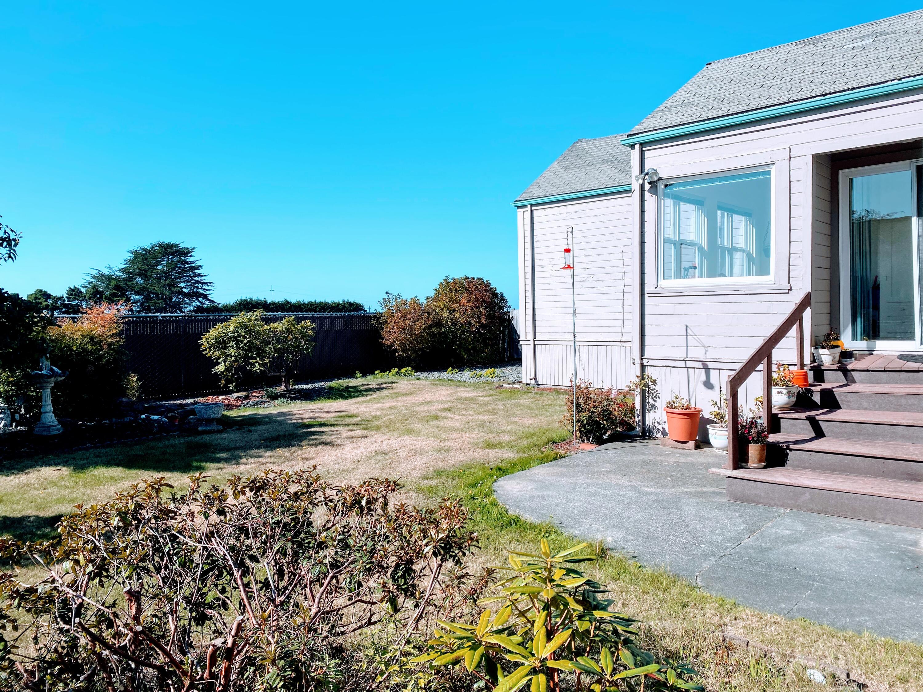 3544 Spring Street Eureka, CA 95503 - Photo 46 of 51 Back Yard
