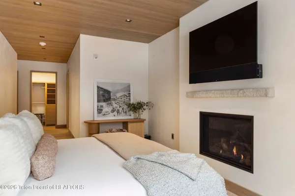 $11,500,000 | 3355 Cody Lane, Unit 465, Teton Village, WY 83025