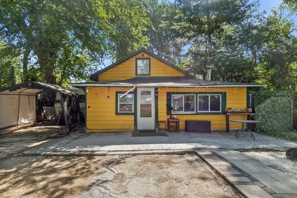 $220,000 | 125 Sunnyside Avenue, Crystal Lake, IL 60014