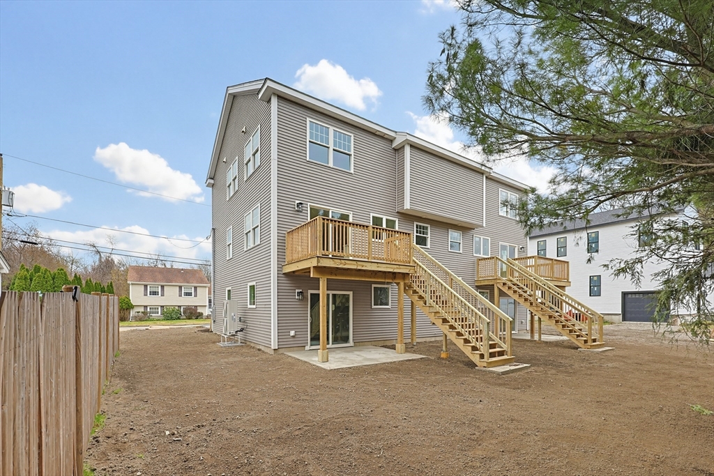 22 Beaumont Road Worcester, MA 01604 - Photo 7 of 42
