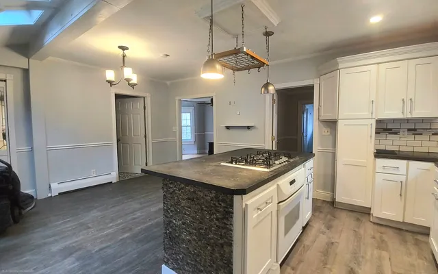 $1,750 | 204 Main Street, Sterling, CT 06377