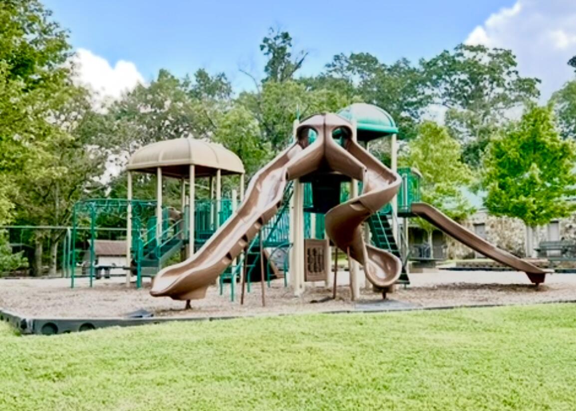 422 Timberlinks Drive Signal Mountain, TN 37377 - Photo 18 of 19 IMG_4046