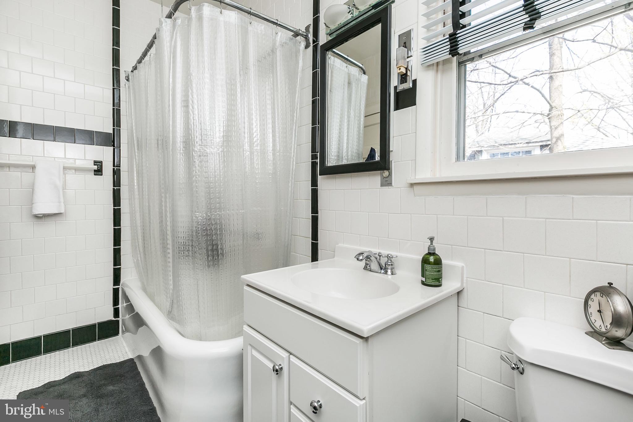 5701 Chilham Road Baltimore, MD 21209 - Photo 29 of 44