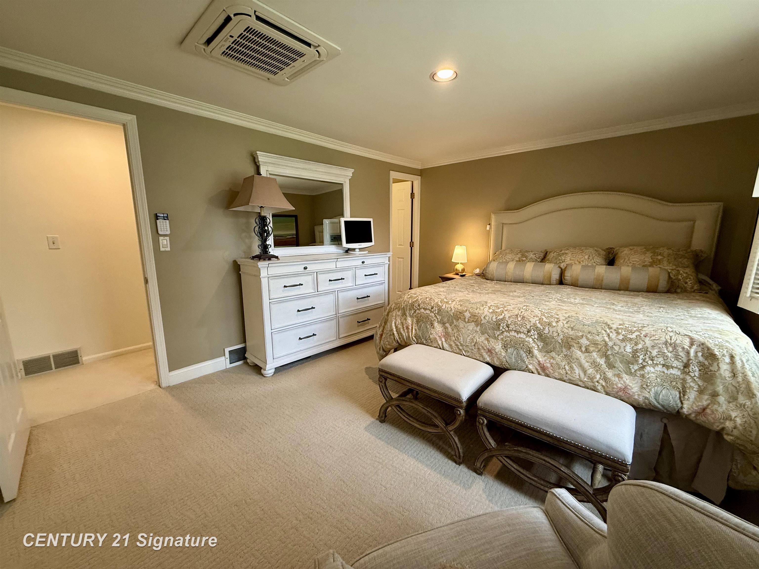 321 Somerset Road Saginaw, MI 48638 - Photo 17 of 31 Gallery Image 17