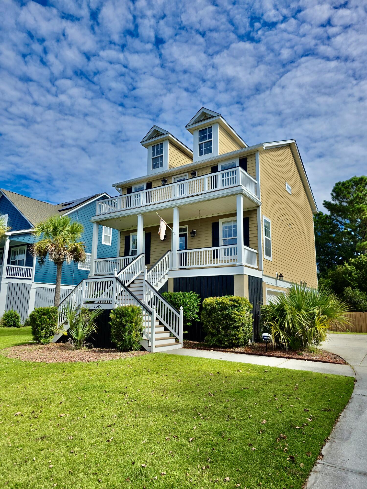 2645 Ringsted Lane Mount Pleasant, SC 29466 - Photo 2 of 41 20251001_114252