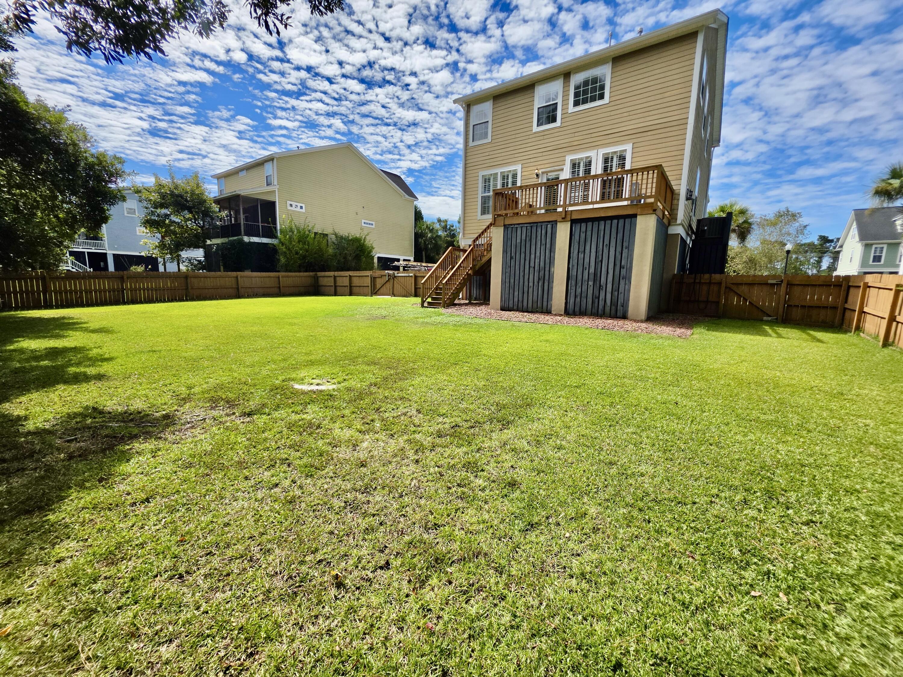 2645 Ringsted Lane Mount Pleasant, SC 29466 - Photo 35 of 41 20251001_120125