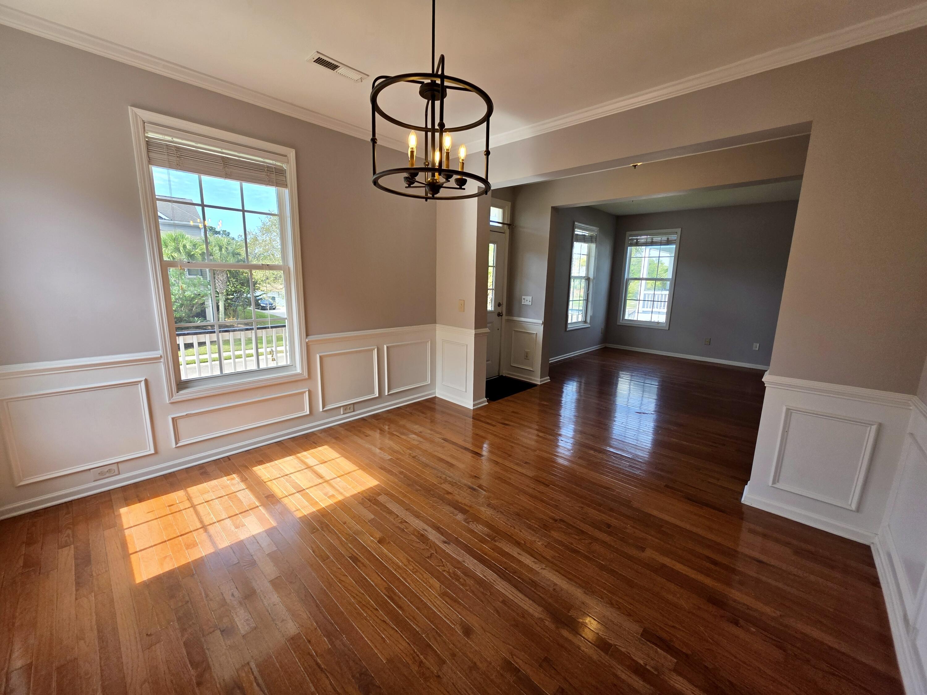 2645 Ringsted Lane Mount Pleasant, SC 29466 - Photo 6 of 41 20251001_114428