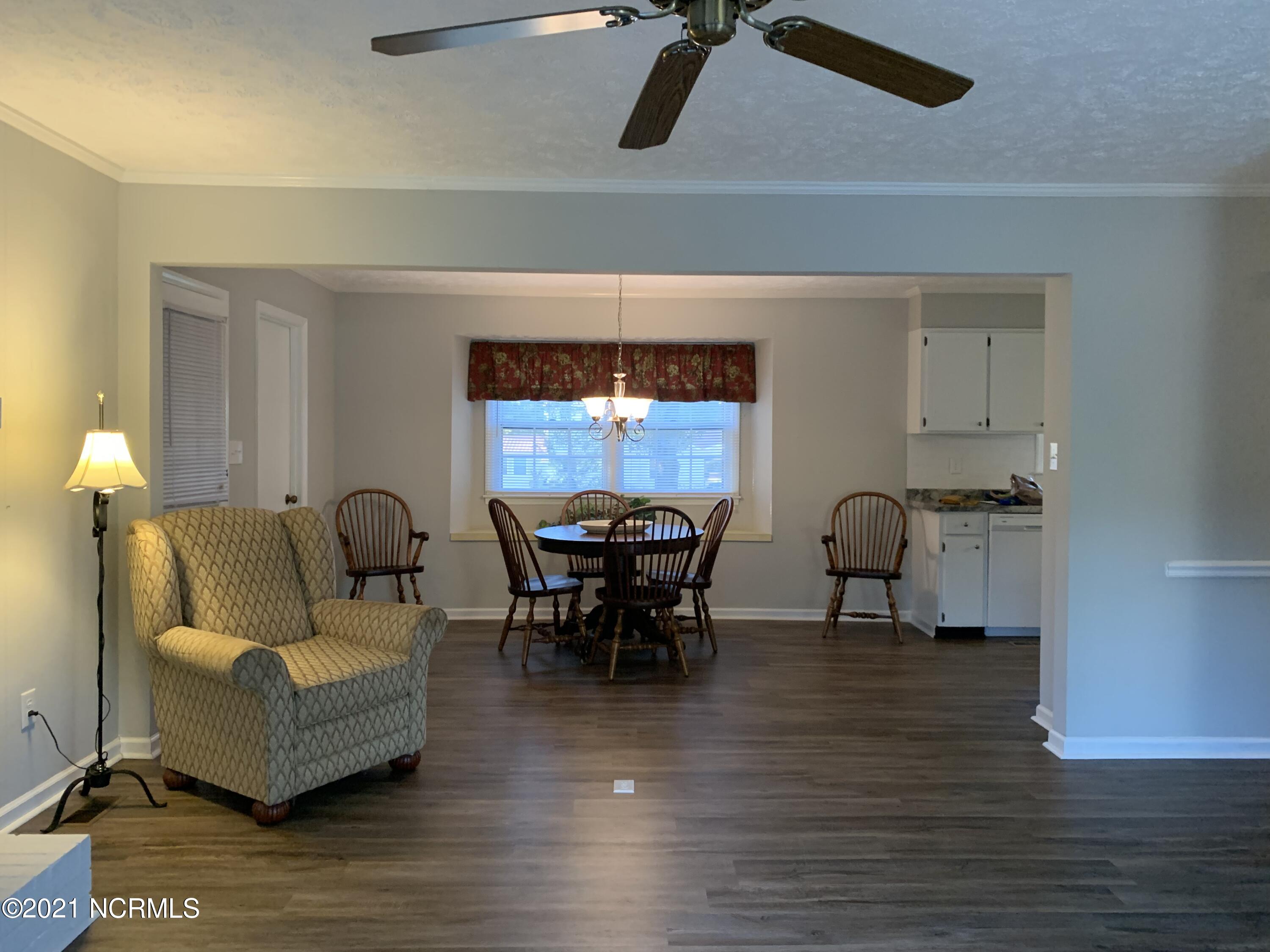 949 Montclair Avenue Rockingham, NC 28379 - Photo 8 of 16 Montclair-18