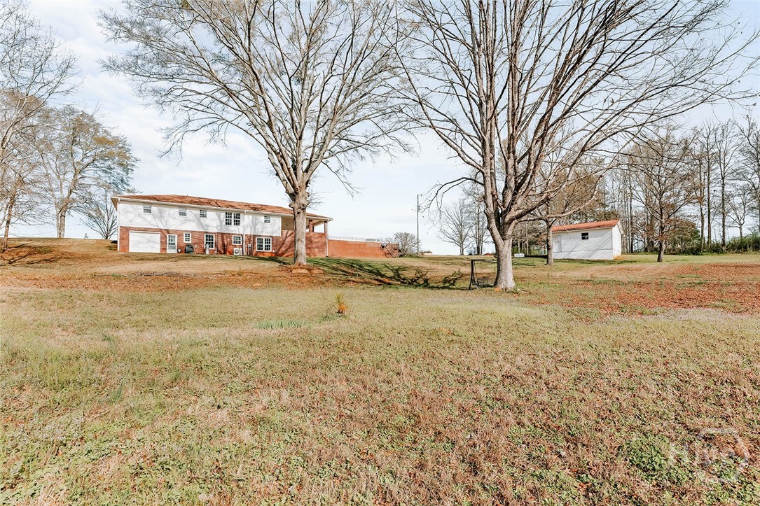 674 Yancey Road Arnoldsville, GA 30619 - Photo 10 of 67