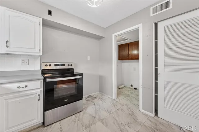 $116,900 | 1726 Mayenne Court, St. Louis, MO 63125