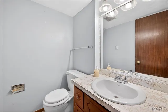 $116,900 | 1726 Mayenne Court, St. Louis, MO 63125