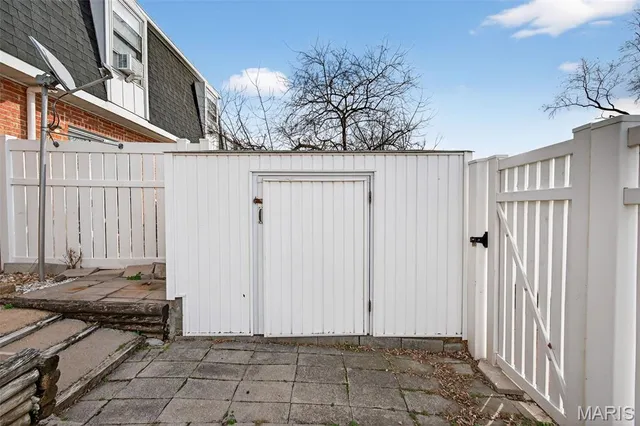 $116,900 | 1726 Mayenne Court, St. Louis, MO 63125