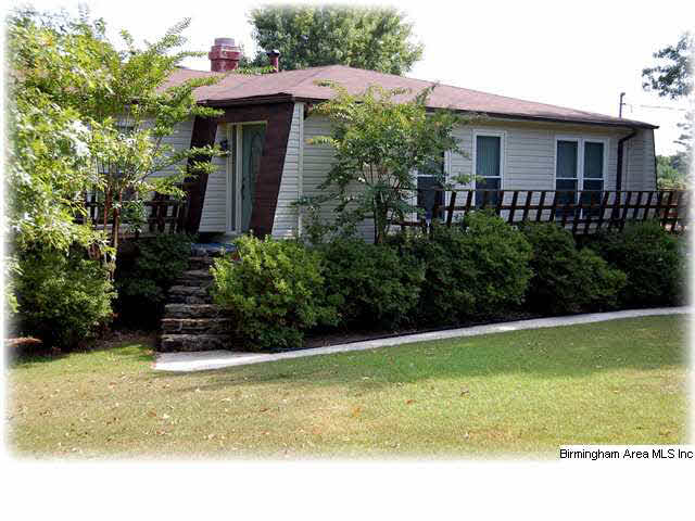 914 Grandview Trail Warrior, AL 35180 - Photo 2 of 30