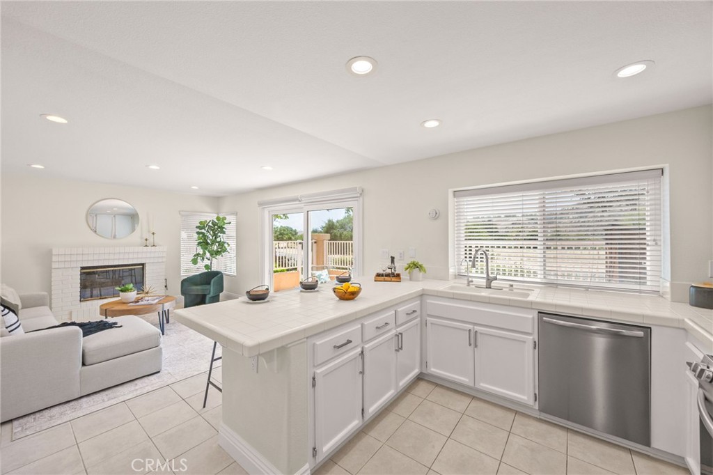 59 Fuente Rancho Santa Margarita, CA 92688 - Photo 16 of 61