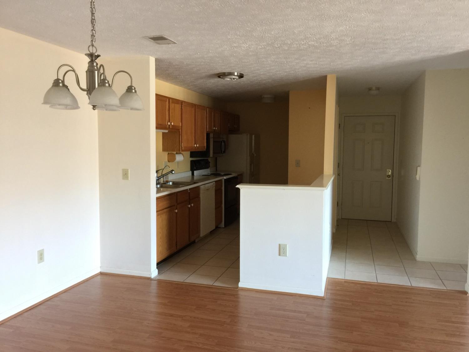 360 Timber Ridge Drive, Unit 8 Newport, KY 41071 - Photo 5 of 10 Gallery Image 5
