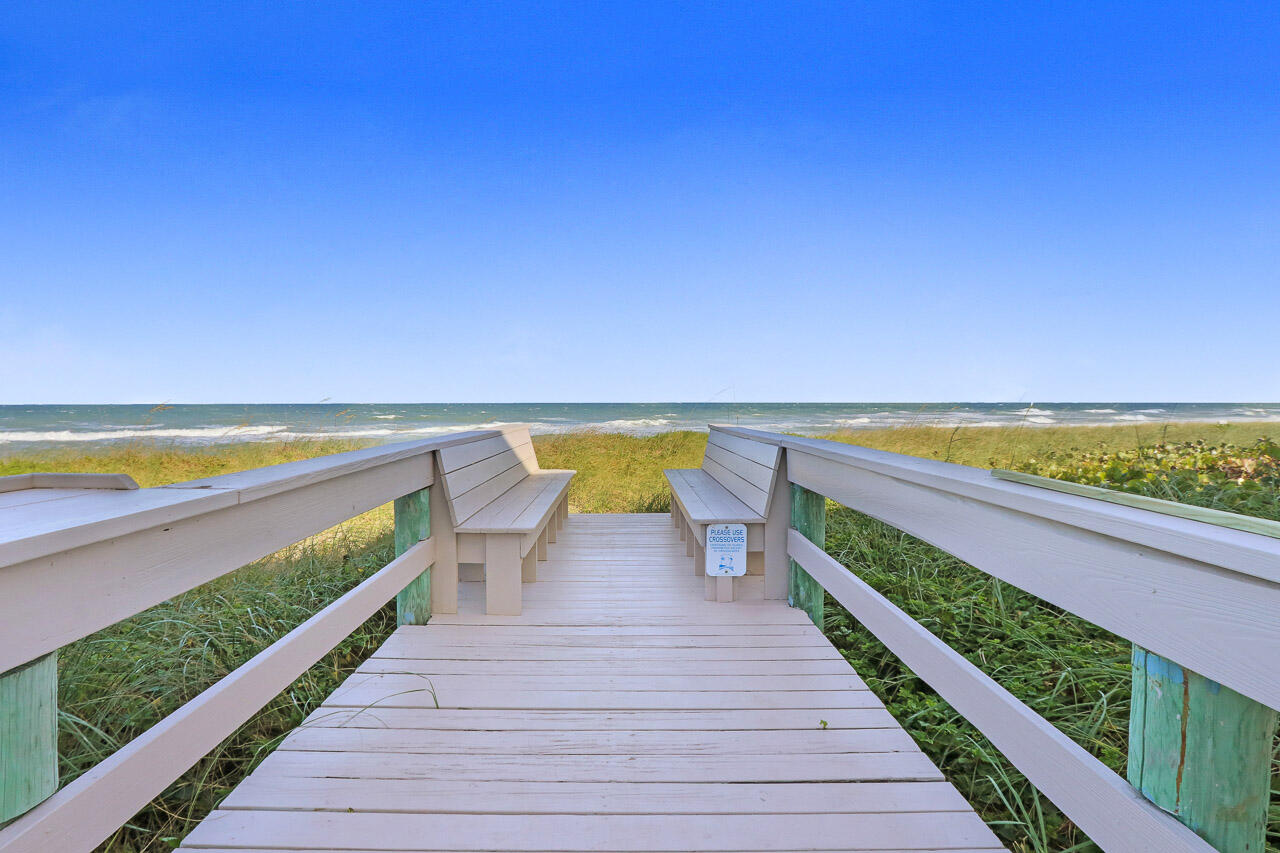 1501 Northeast Ocean Boulevard, Unit 2 Stuart, FL 34996 - Photo 4 of 18 Beach Access