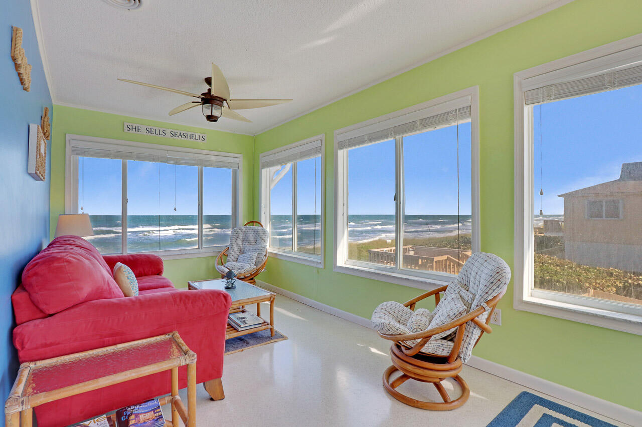 1501 Northeast Ocean Boulevard, Unit 2 Stuart, FL 34996 - Photo 5 of 18 Living Area